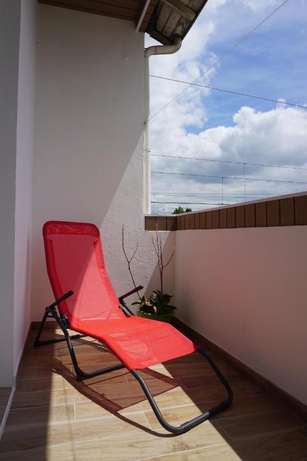 Appart Chic & Moderne Avec Balcon La Roche-sur-Yon Esterno foto