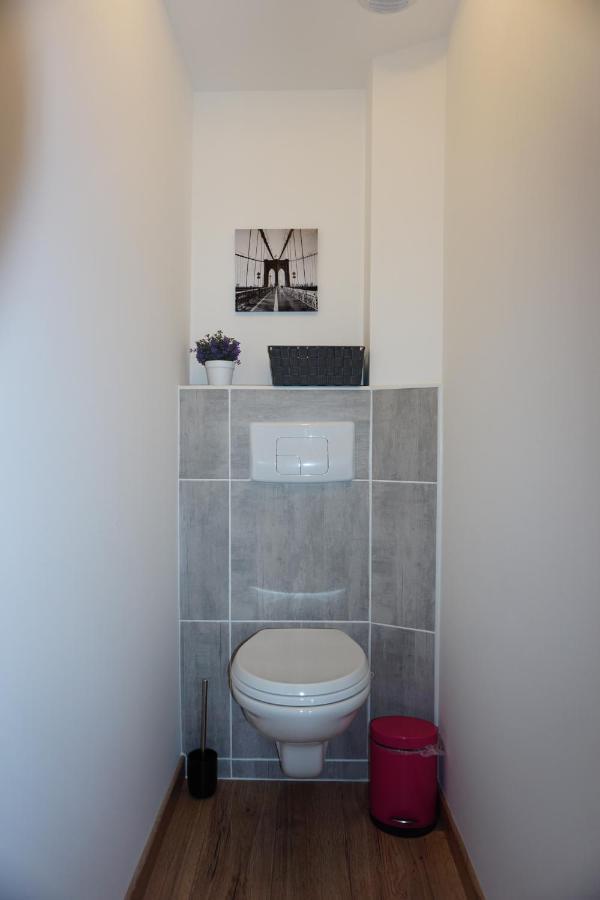Appart Chic & Moderne Avec Balcon La Roche-sur-Yon Esterno foto